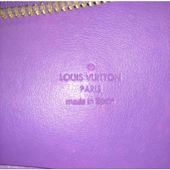 Authentic Louis Vuitton LV Hand Bag M91081 Sutton Purple/Bronze Vernis 2104323. - Picture 7 of 9